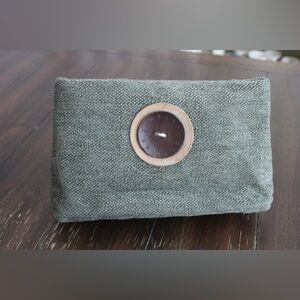 Helen Carlisle hand bag/clutch